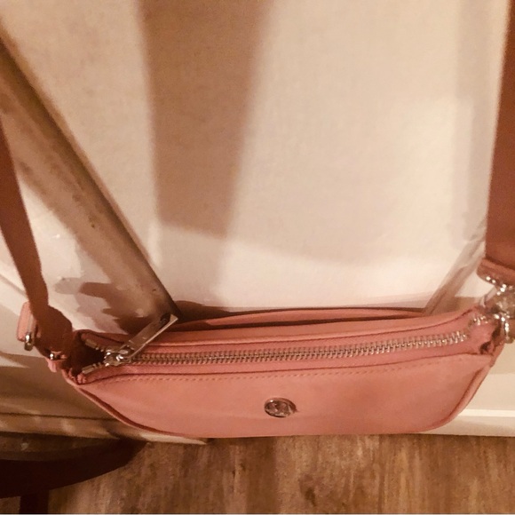 lululemon athletica Blush Pink Shoulder Bag - Picture 3 of 6